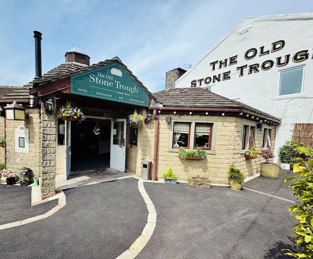 Stone trough hotel photo 4