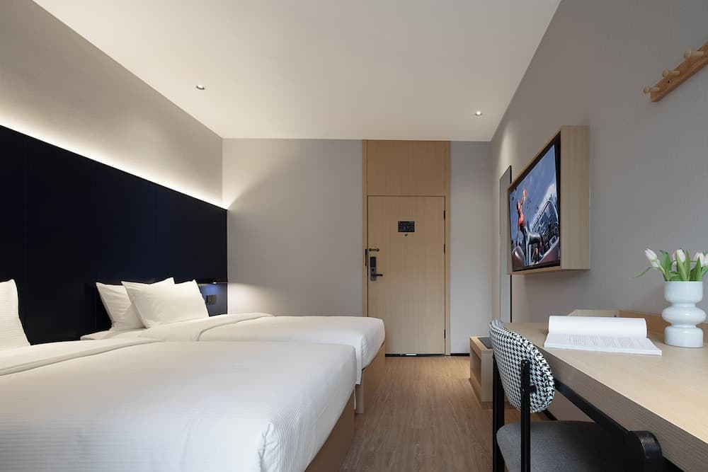 Mcsrh Hotel -Chengdu Jianshelu photo 7