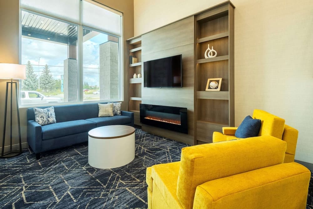 Comfort Inn and Suites photo 4