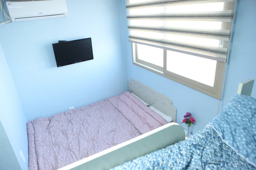 WELL PLUS BNB Guest House photo 4