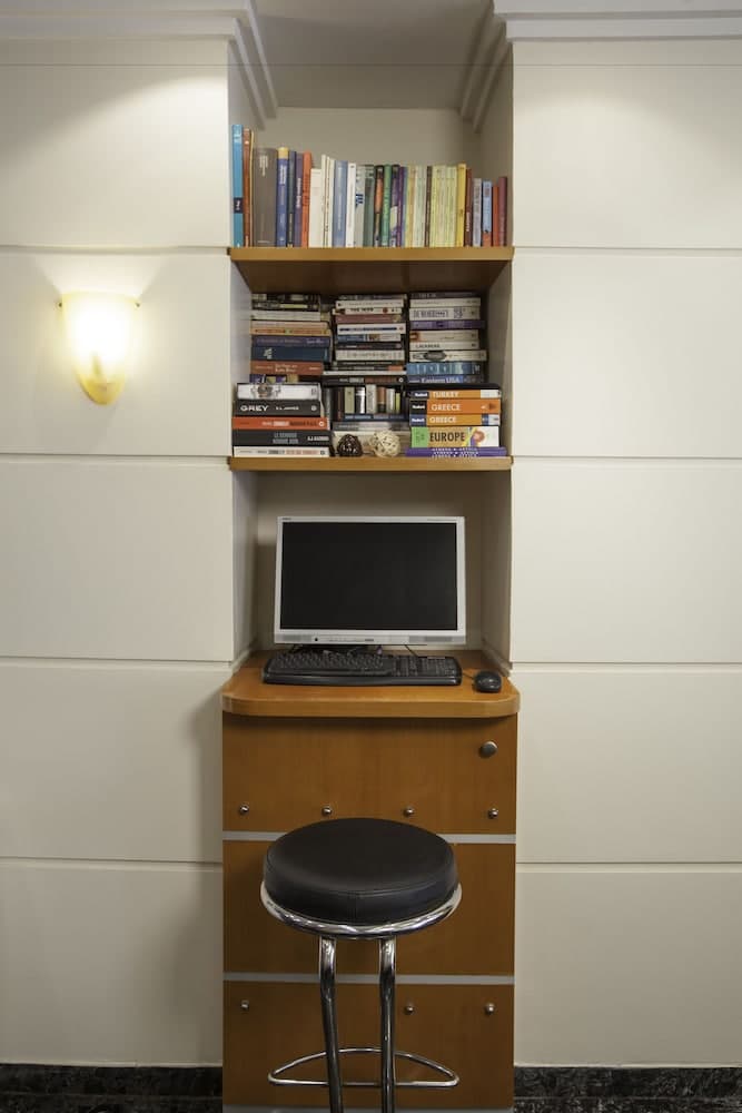 Lilia Hotel photo 9