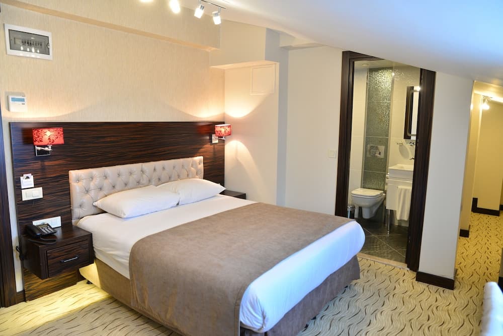 Golden Siyav Hotel photo 3
