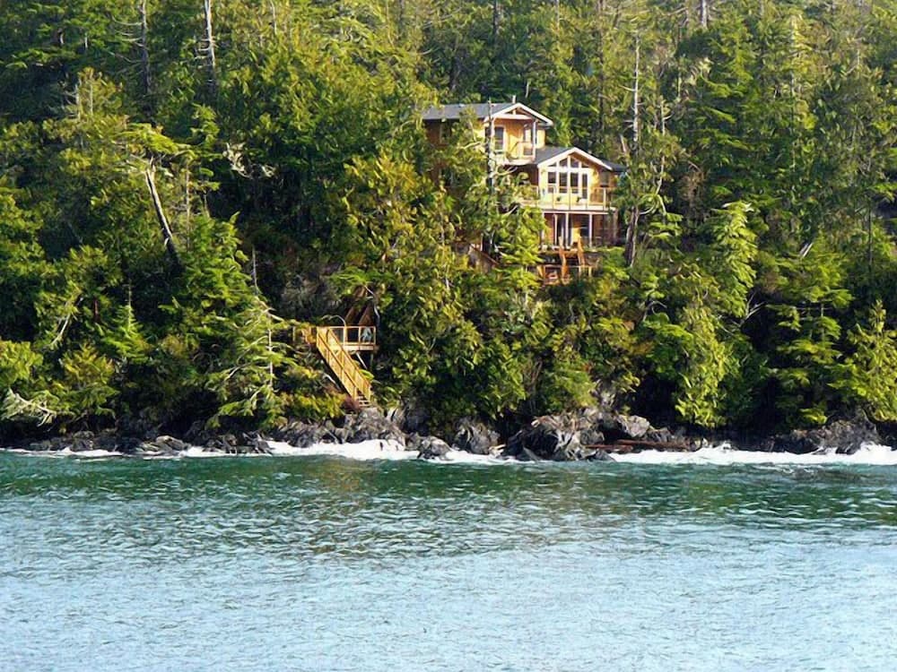 Reef Point Oceanfront B & B