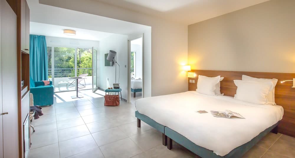 hotel room
