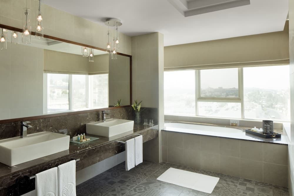 Jumeira Rotana photo 7