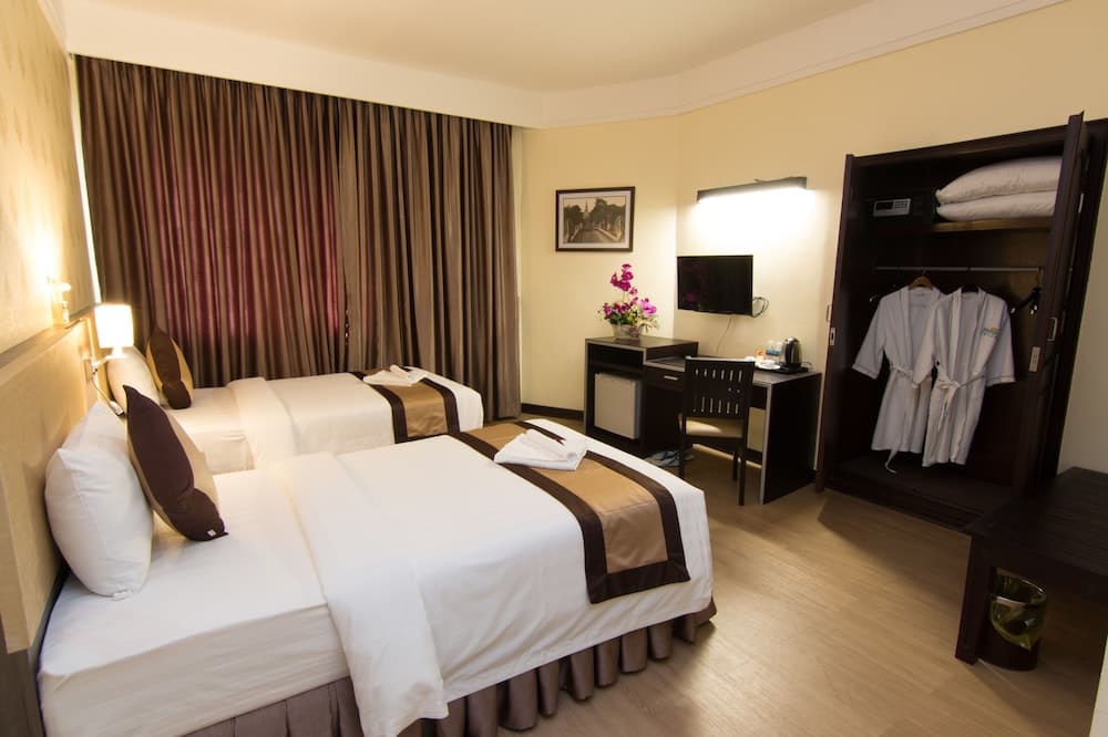 Paradise Hotel photo 7