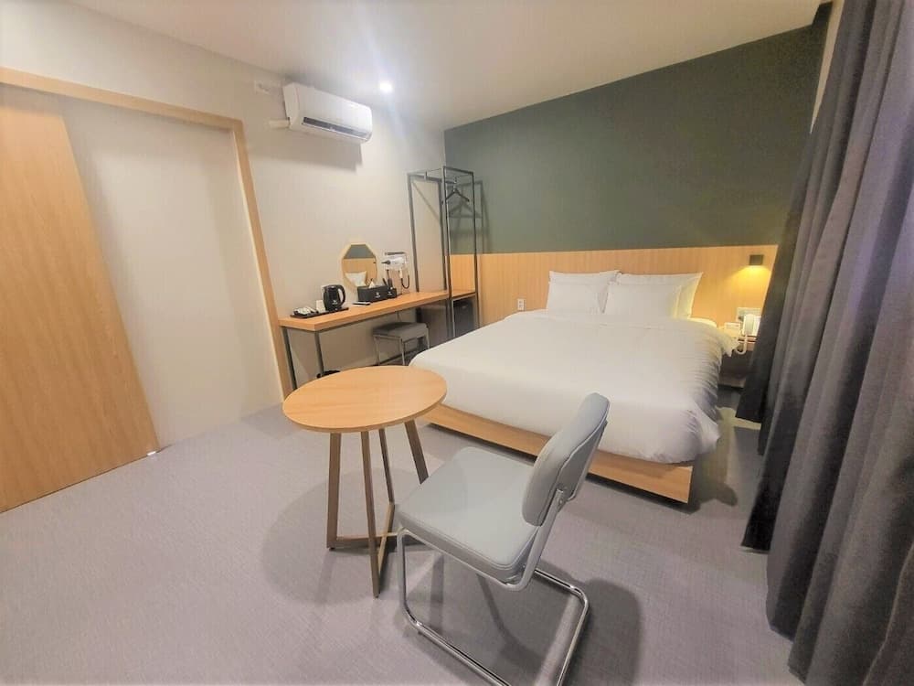 Hotel Leo photo 7