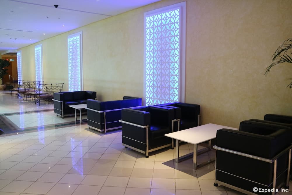 Days Hotel Iloilo photo 8