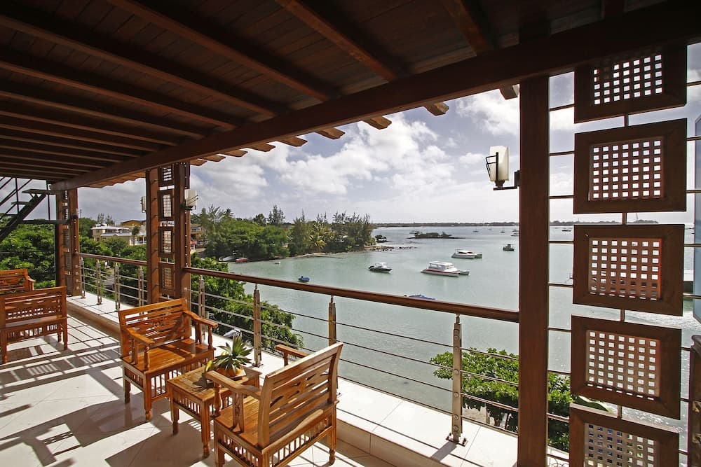 Azure Beach Boutique Hotel photo 5