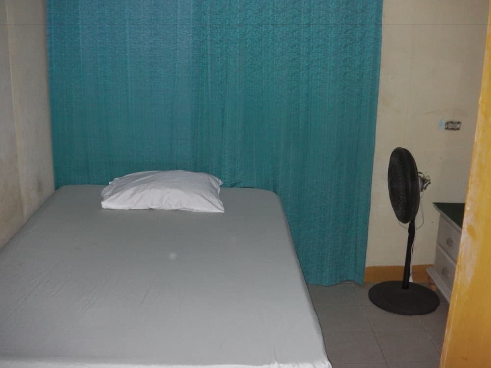 Yardie Guest House photo 9
