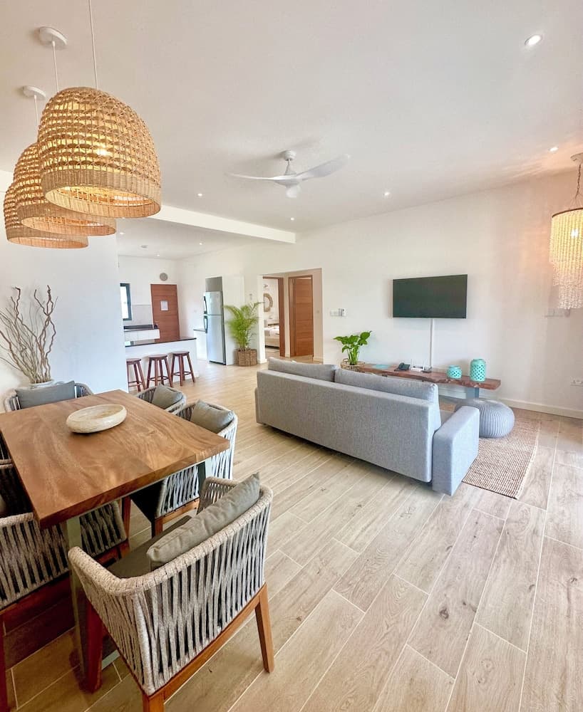 Pineapple Beach Villas photo 2