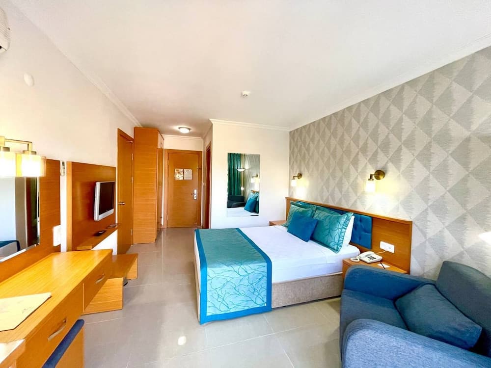 Green Forest Holiday Village photo 8