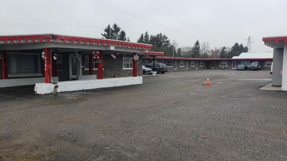 Travellers Motel photo 8