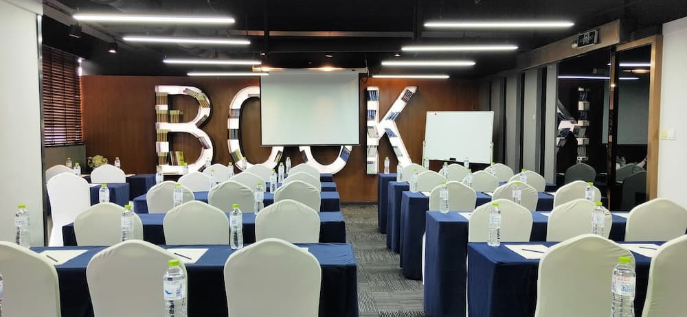 meeting & event spaces