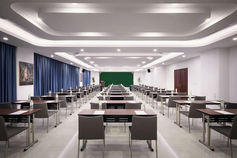 meeting & event spaces