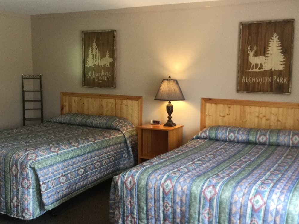 Dwight Village Motel photo 9
