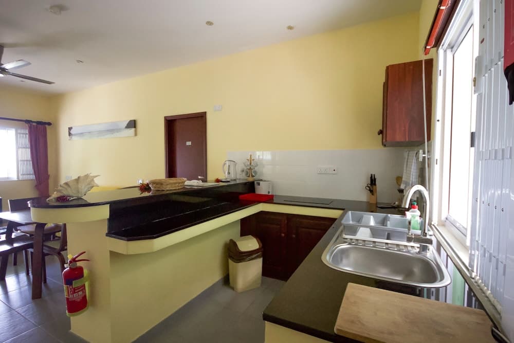 Surfers Self-Catering Chalets photo 2
