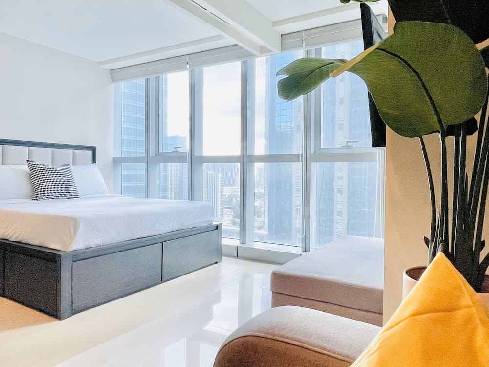 Uptown Parksuites 1 photo 5