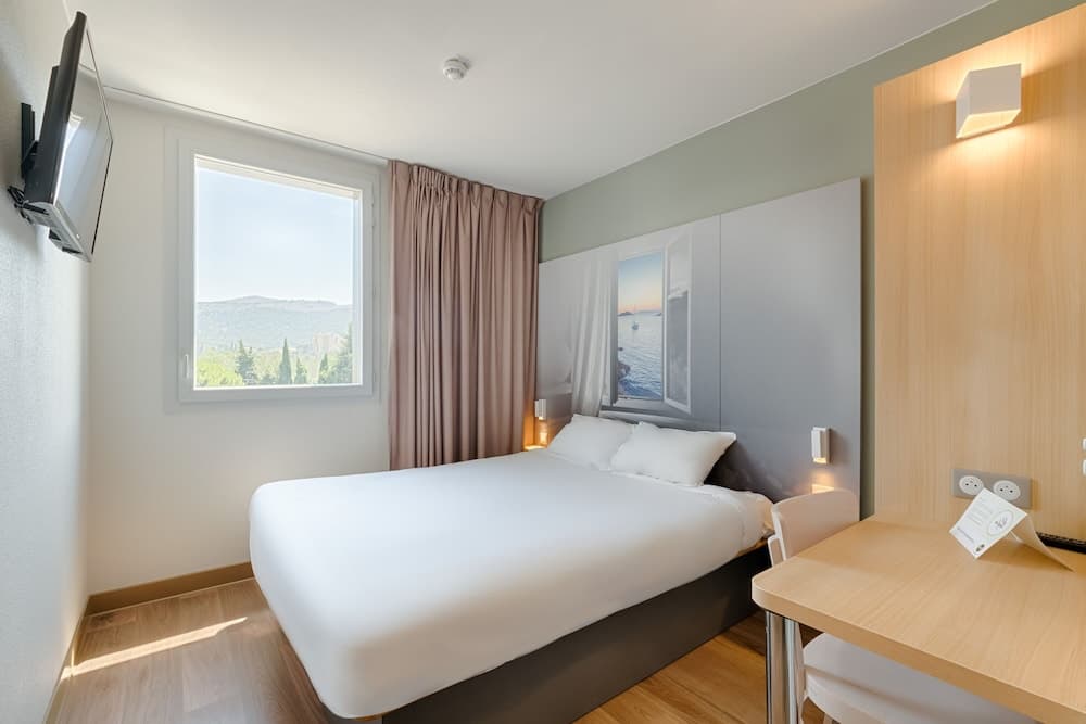 B&B HOTEL Marseille Aéroport Saint-Victoret photo 2