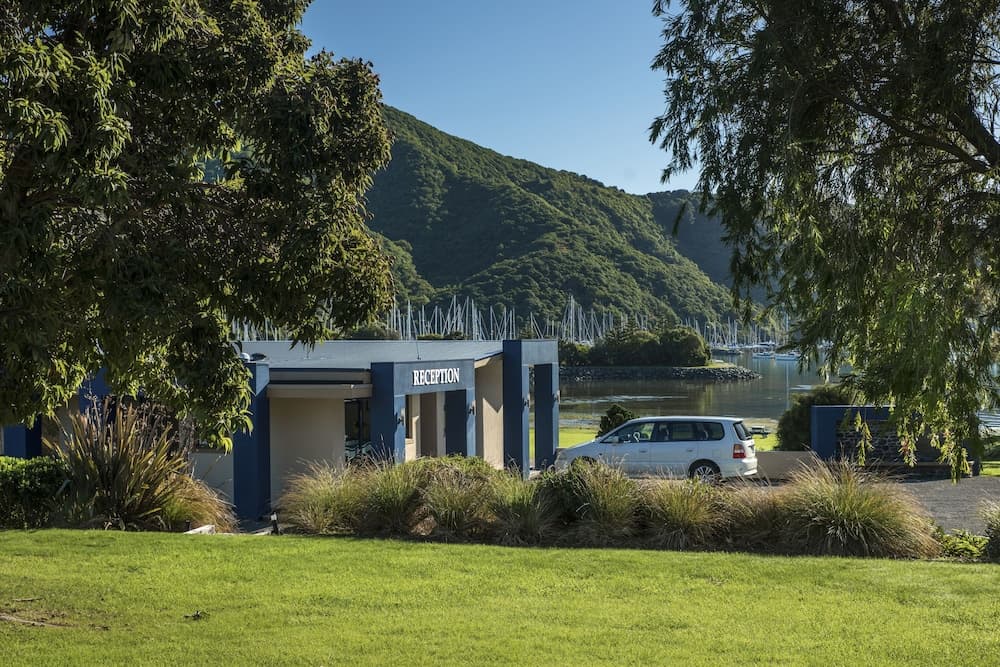 Bay Vista Waterfront Motel Picton photo 3