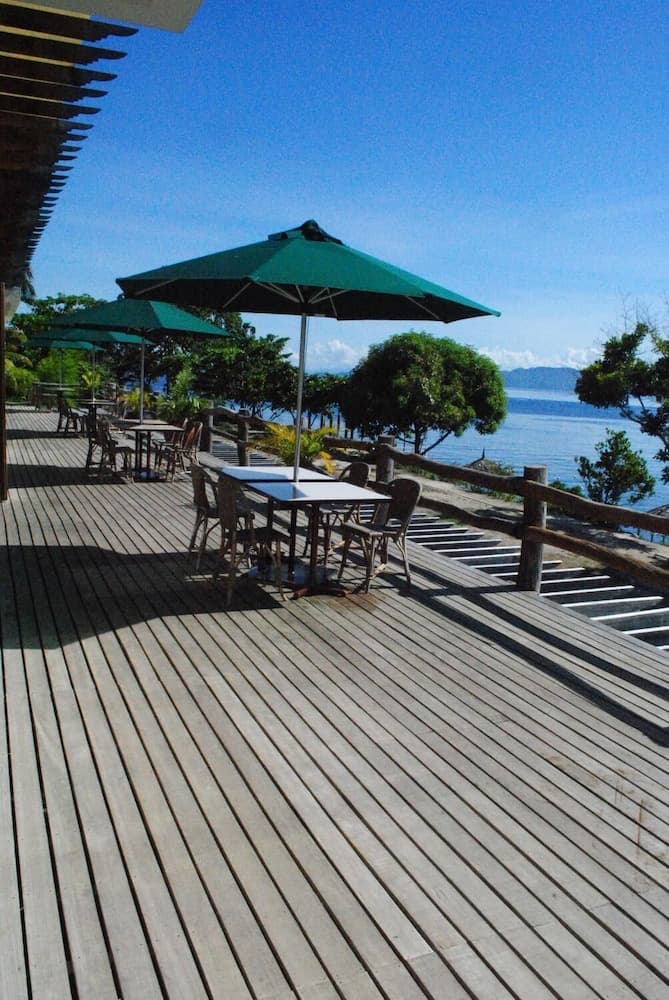 Almont Beach Resort photo 3