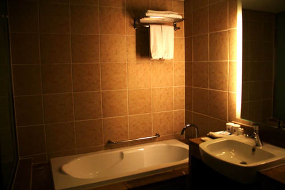 Sunshine Hotel photo 9