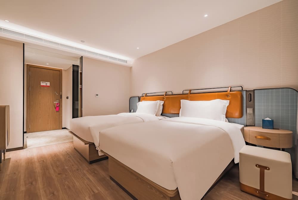 Echarm International Hotel Guangzhou South Railway Station Zhongcun Metro Station Branch photo 3