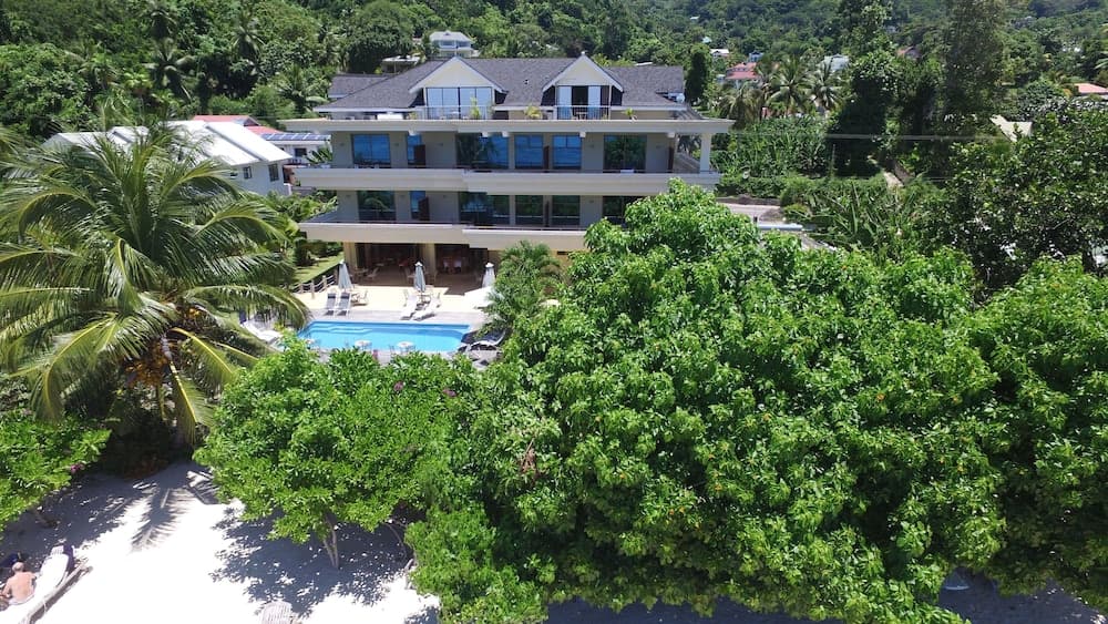 Crown Beach Hotel photo 6