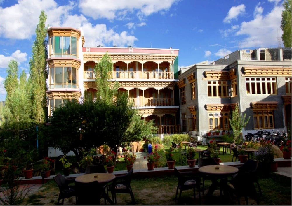 TIH Hotel Royal Palace photo 6
