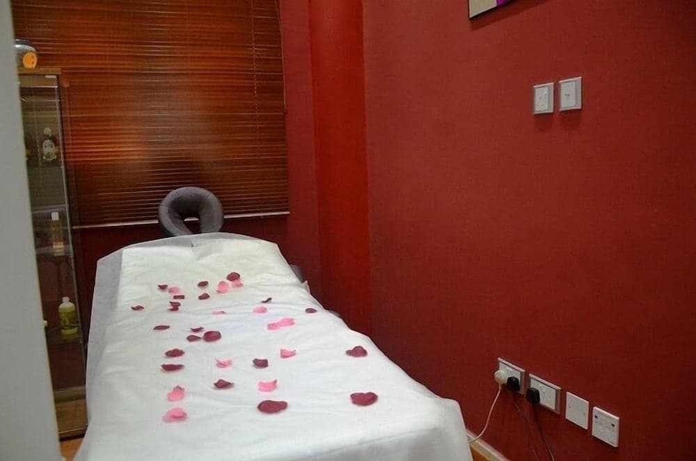 Oman Palm Hotel Suites photo 3