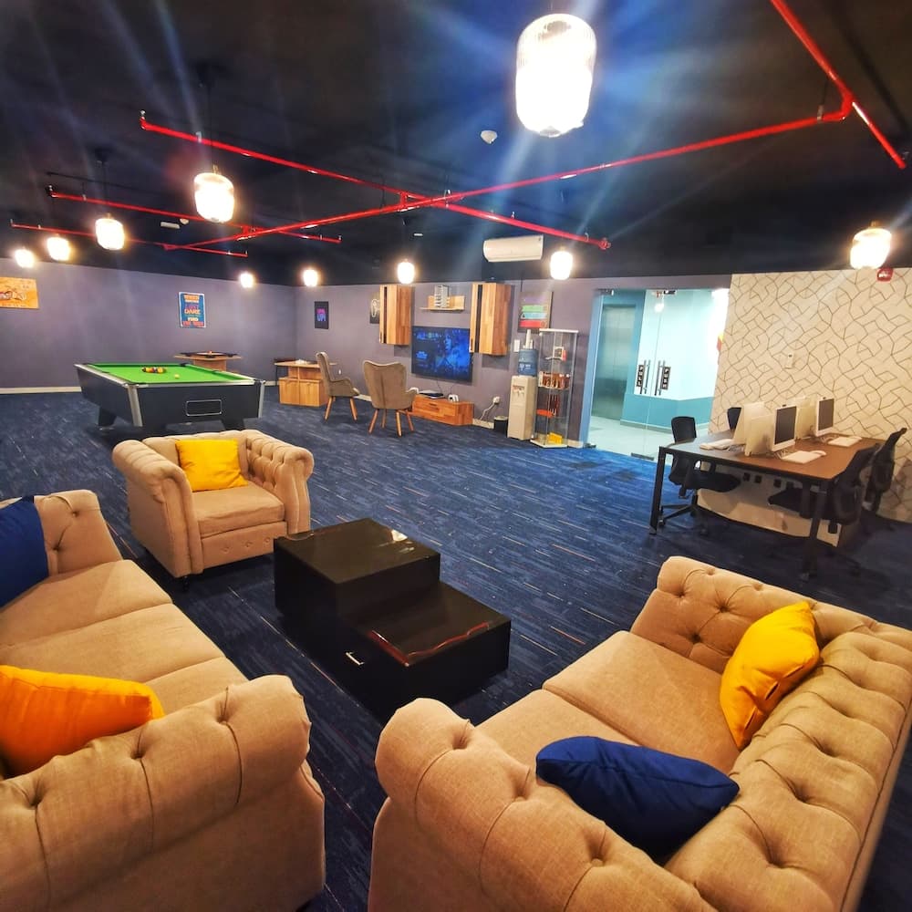Resivation Hotel photo 5