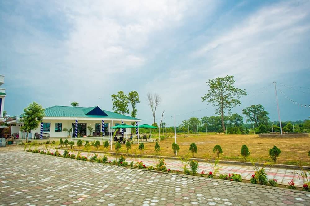 Riverside Green House Resort photo 2