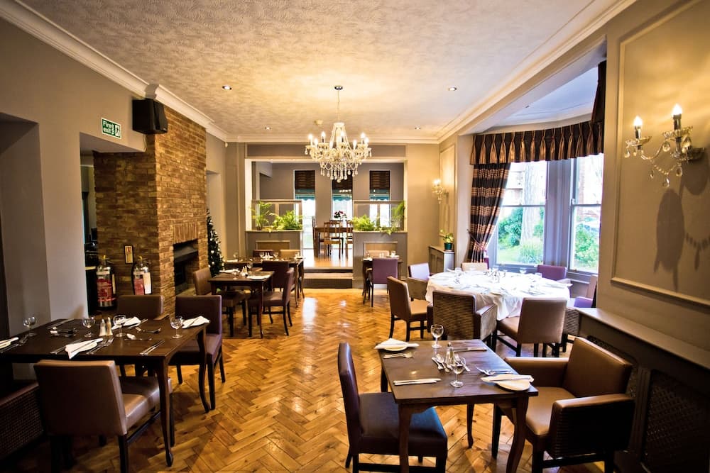 Wards Hotel photo 5