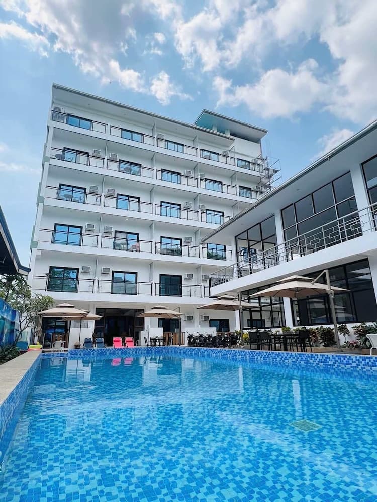 Ocean Star Hotel