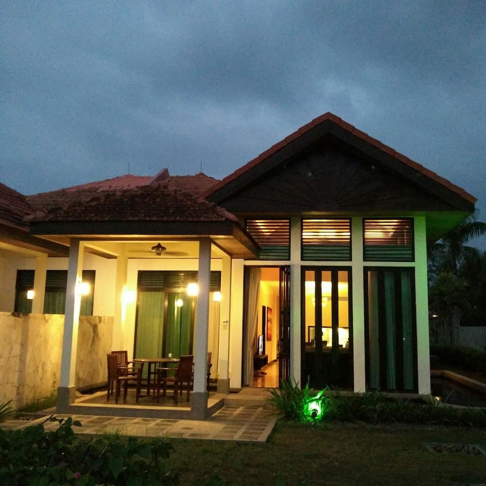Sabah Beach Villas & Suites photo 4