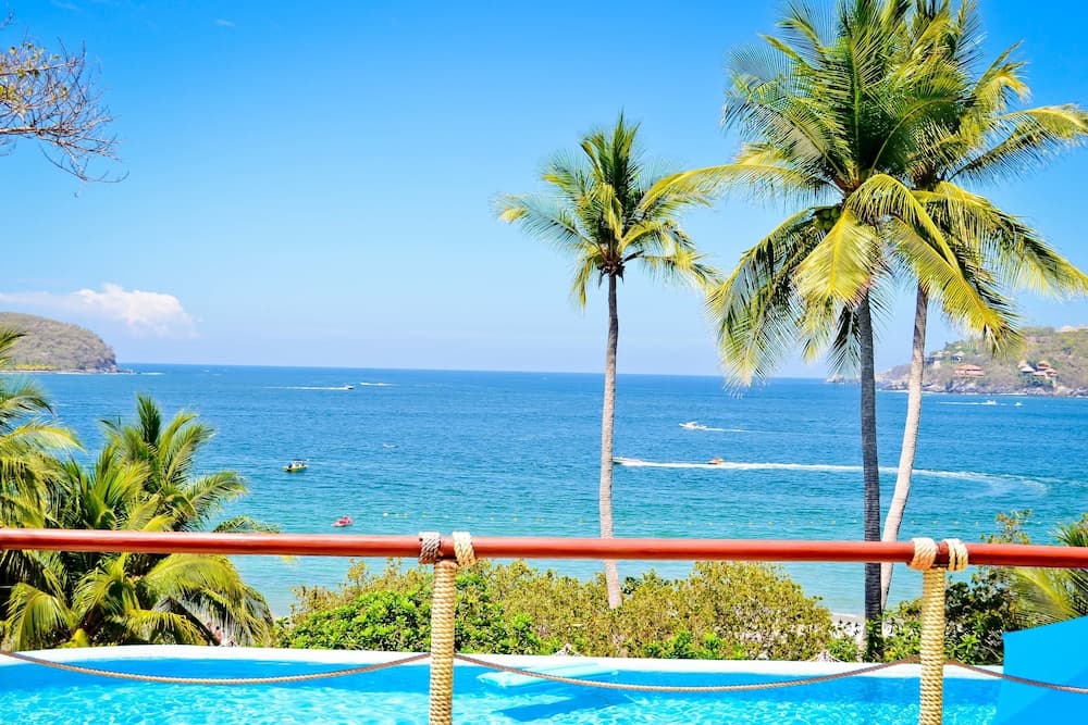 Catalina Beach Resort photo 3
