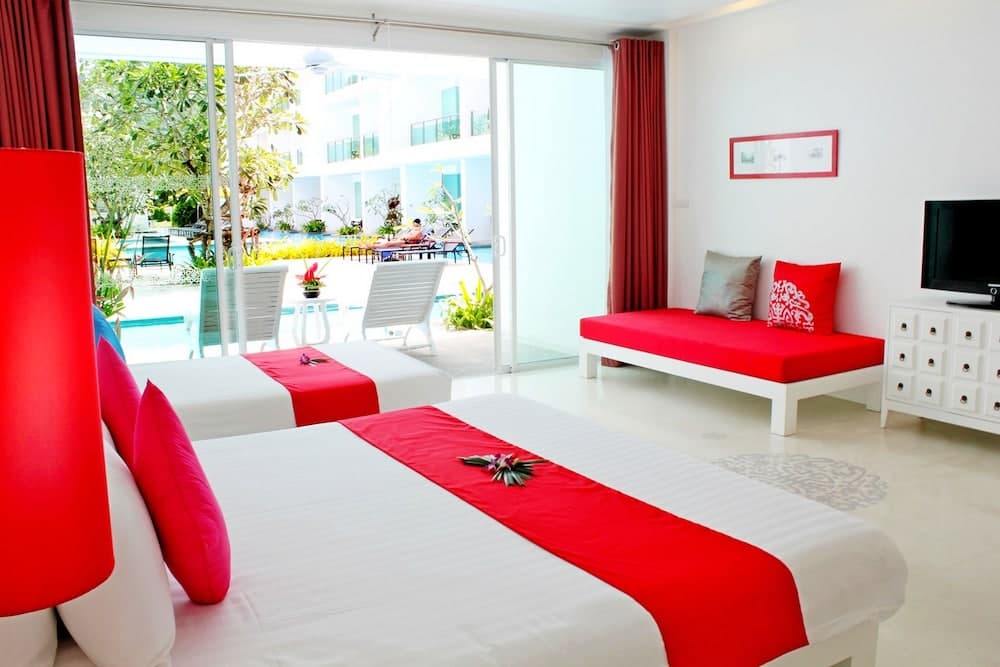 The Old Phuket - Karon Beach Resort photo 7