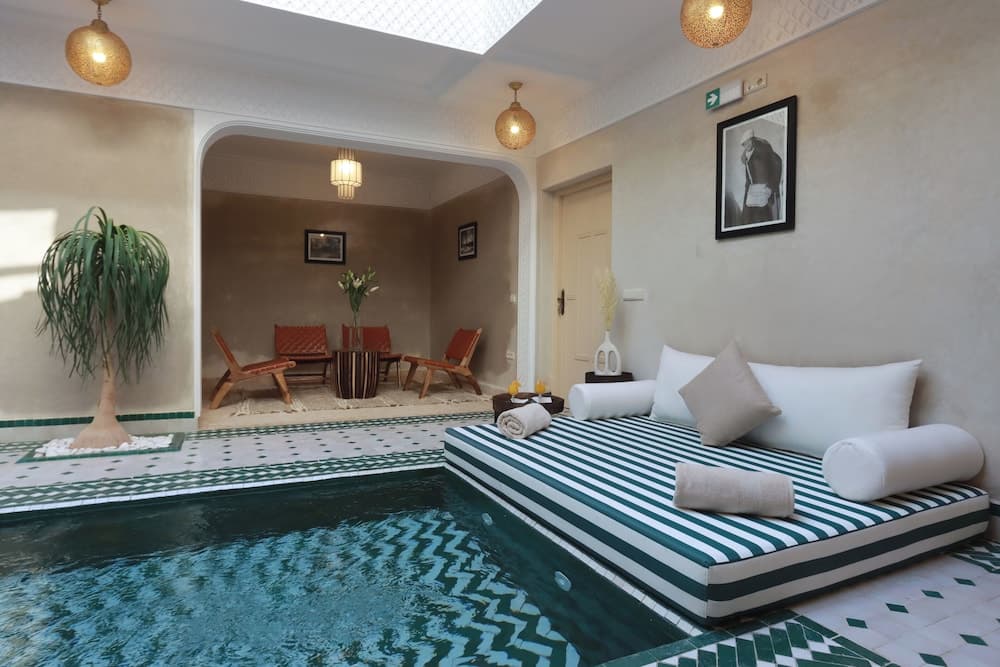 Riad Valentine photo 8