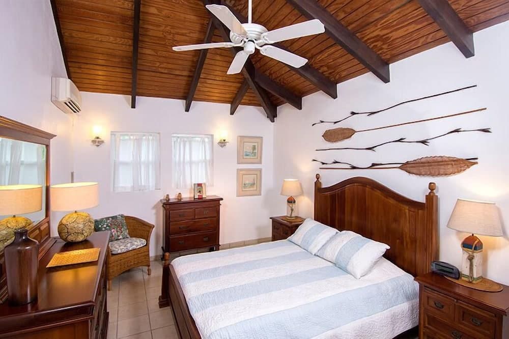 Arcadia by Island Properties Online photo 6