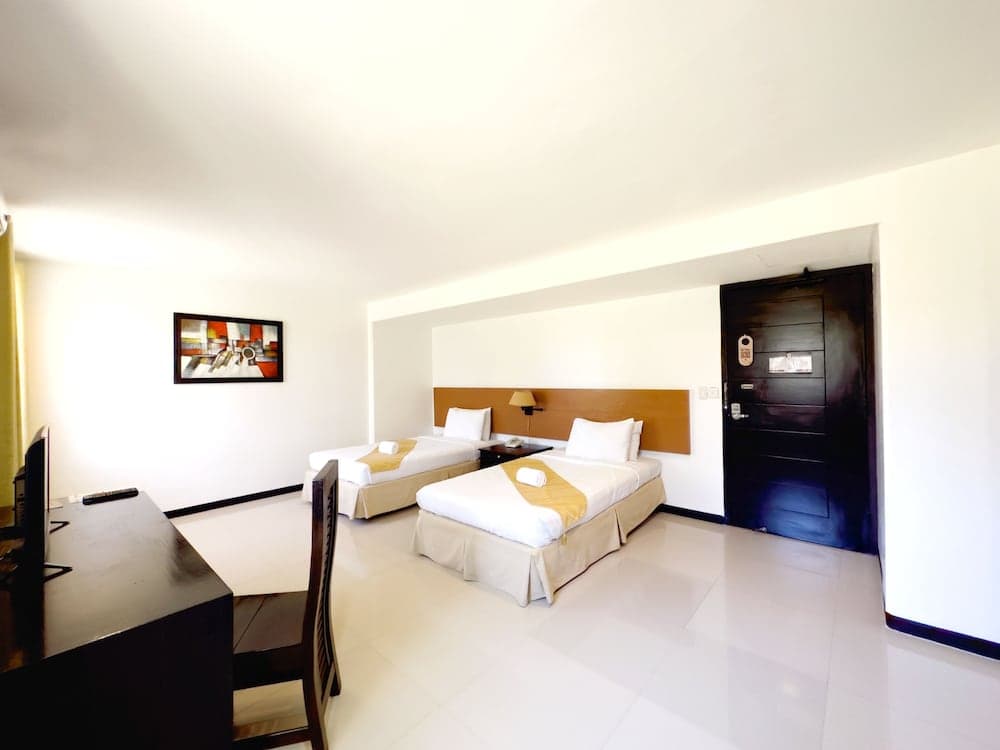 Subic Bay Peninsular Hotel photo 4