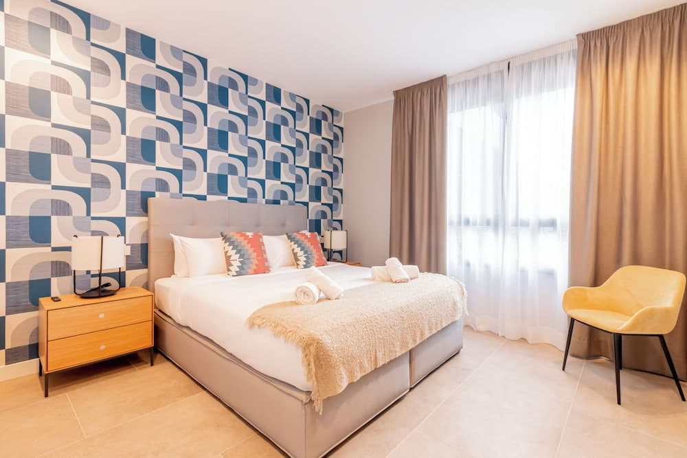 Home Art Apartments Bernabéu photo 4
