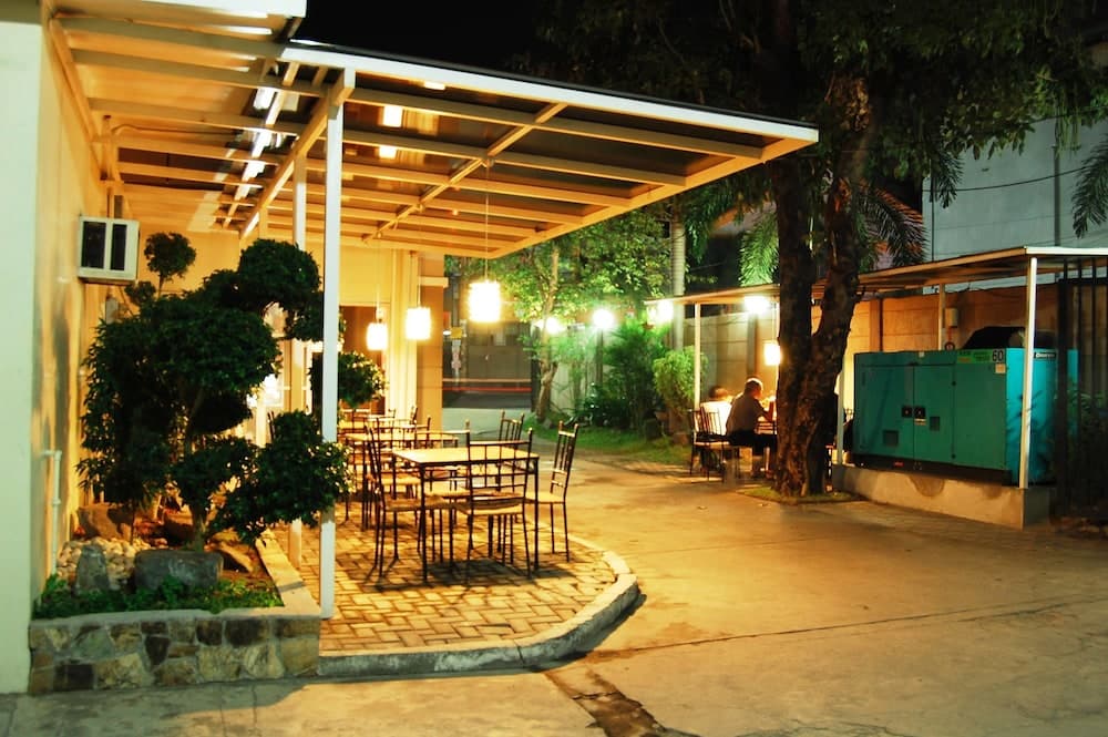 Rumi Apartelle Hotel photo 8