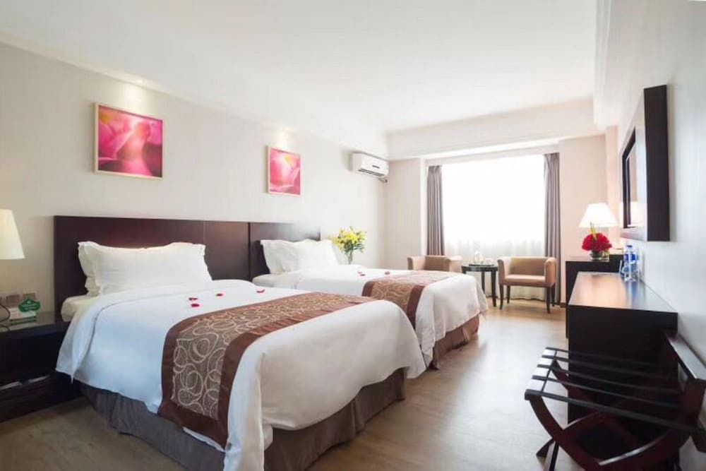 Zhuhai Aqueen Hotel photo 2