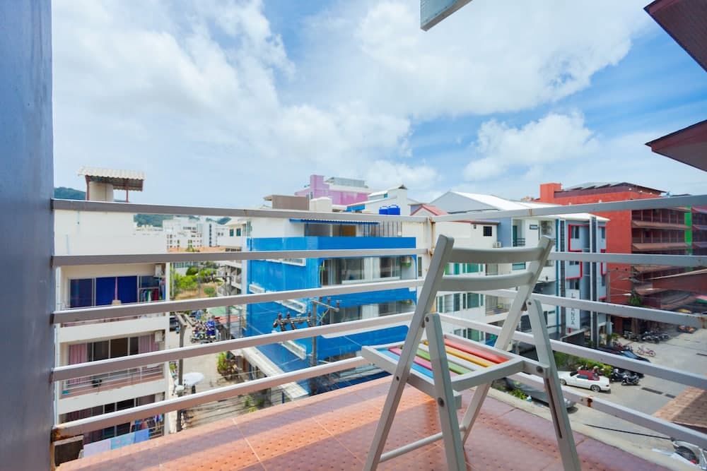 Madam Inn Patong photo 3