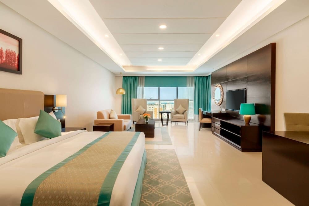 Ramada Hotel & Suites by Wyndham Amwaj Islands Manama photo 5