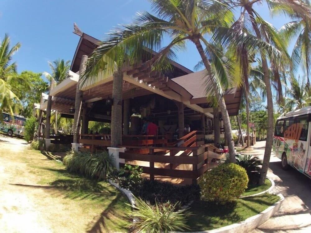 Santiago Bay Garden & Resort photo 6