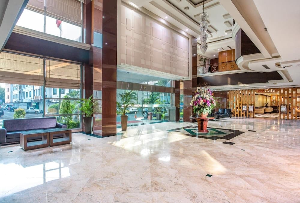 Hotel Orchardz Jayakarta photo 6