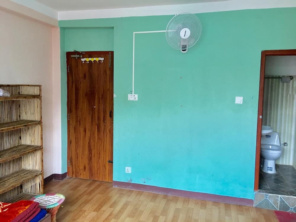 Sara's Backpackers Hotel photo 4