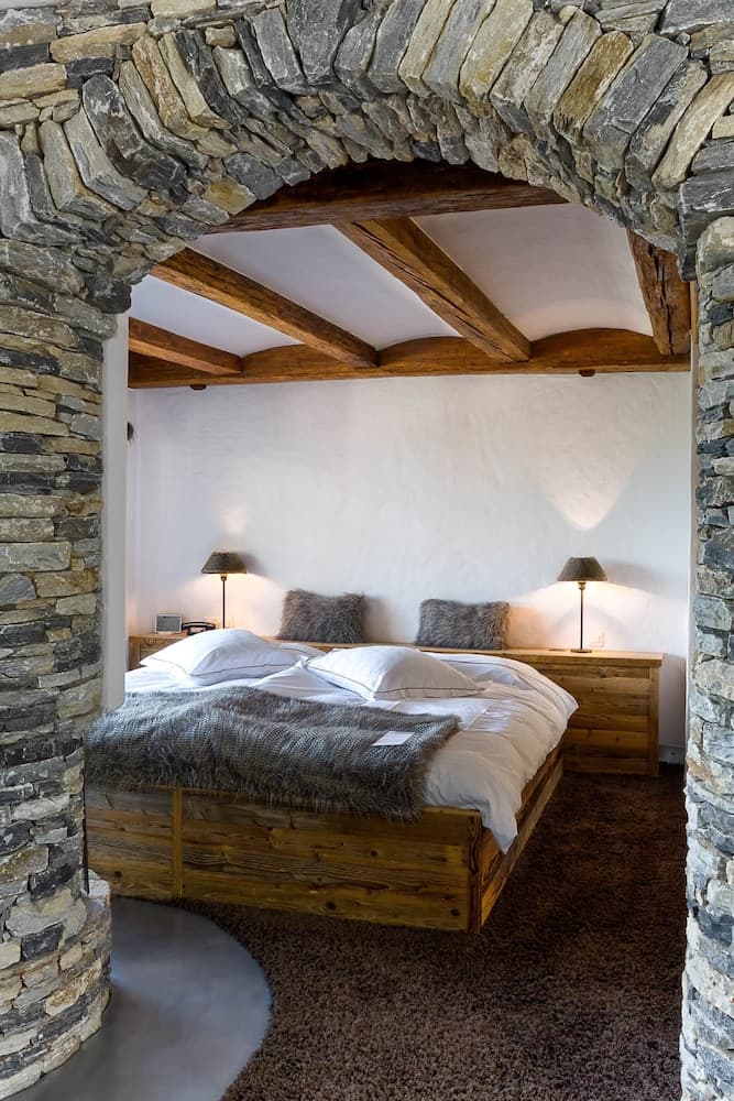Hostellerie du Pas de L'Ours Relais et Chateaux photo 3