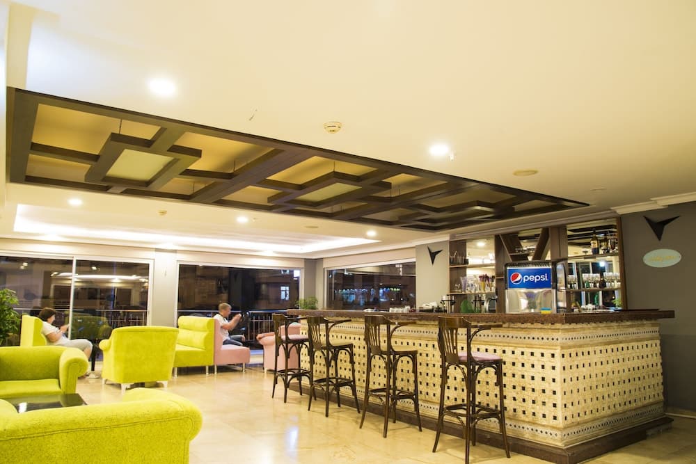 Side Town Hotel by Z Hotels photo 9